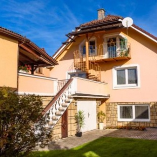 Фотография гостевого дома Apartman Elegant