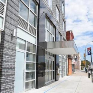 Фотографии гостиницы 
            The Queens Hotel