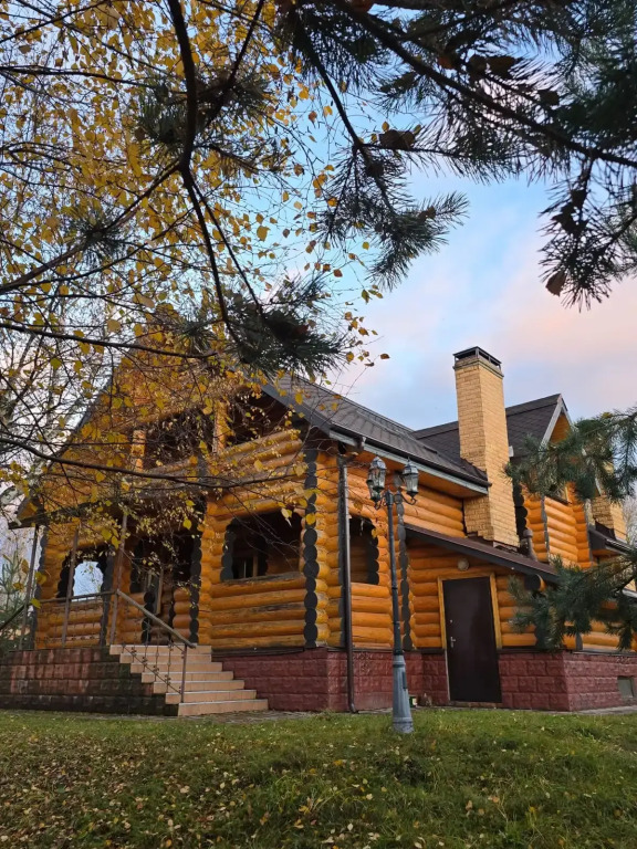 Фотография Коттеджа Частный дом Уница 300кв.м на первой линии озера Селигере