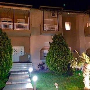 Фотографии апарт отеля
Hotel-Apartments La Strada