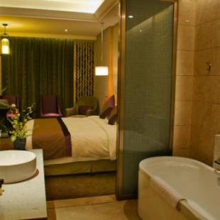 Фотографии гостиницы 
            Yangzhong Firth Jinling Grand Hotel