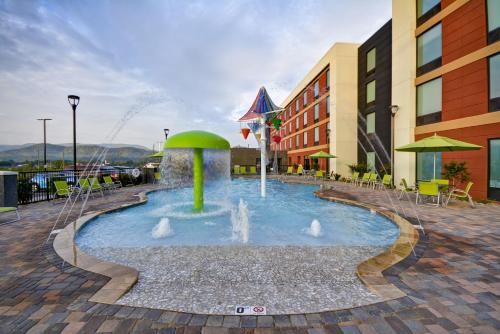 Фотография гостиницы Home2 Suites By Hilton Pigeon Forge