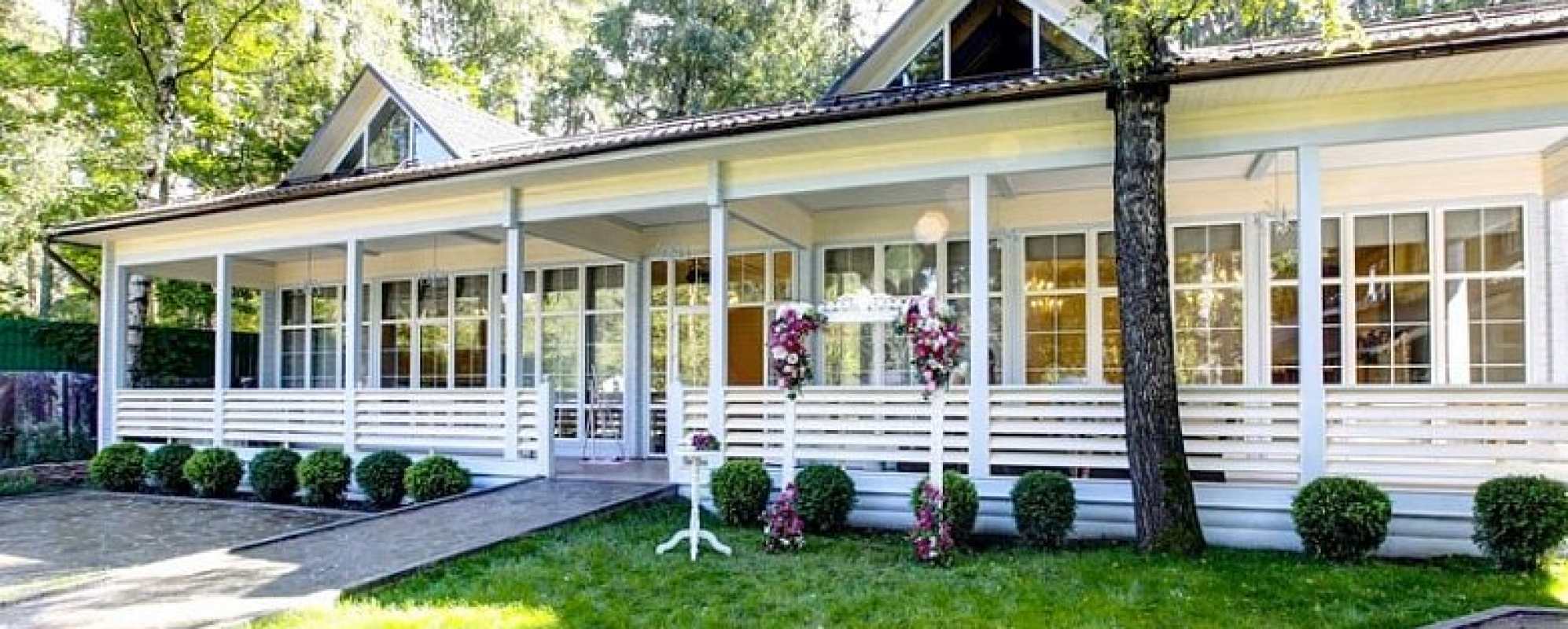 Фотографии банкетного зала Веранда с камином