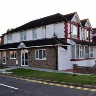 Фотографии гостиницы
Acorn Lodge Gatwick
