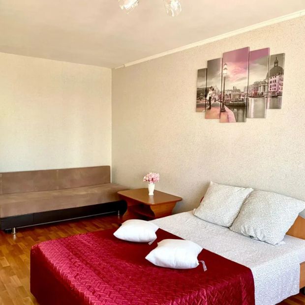 Фотографии квартиры
Квартира 1-комнатная рядом с аэропортом и ж/д вокзалом