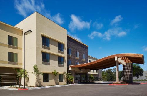 Фотография гостиницы Fairfield Inn & Suites by Marriott San Diego Carlsbad