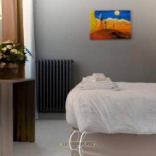 Фотографии гостиницы
HÔTEL LE CHAPON FIN