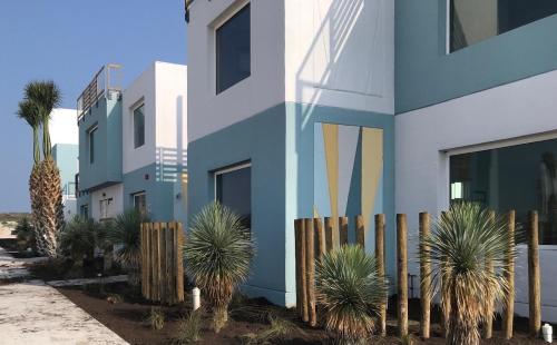 Фотография гостиницы Lively Beach