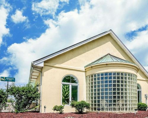 Фотография гостиницы Quality Inn London