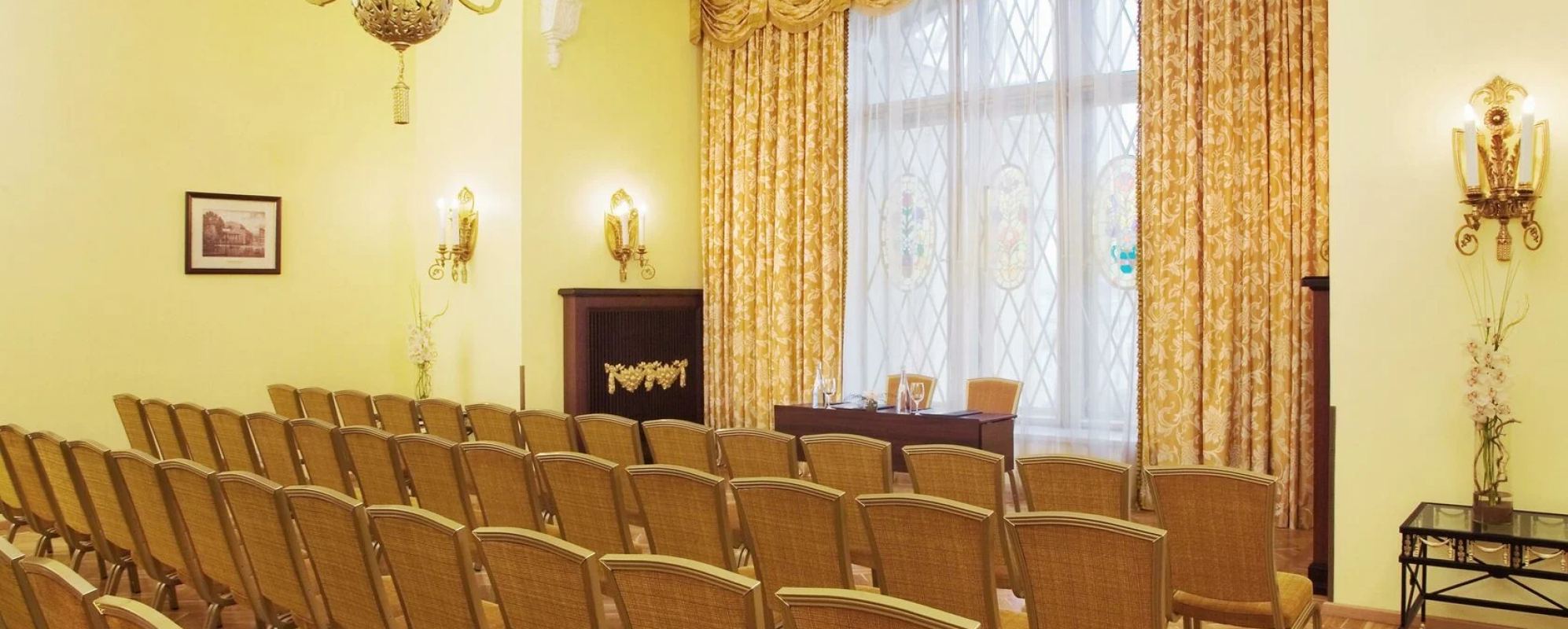 Фотографии конференц-зала Орликов 4.5.6