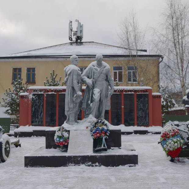 Фотография достопримечательности Братская могила Советских воинов