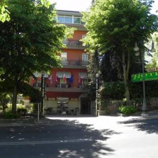 Фотографии гостиницы 
            Hotel Villa Robinia