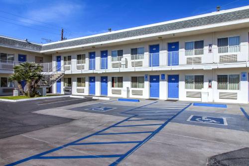 Фотография гостиницы Motel 6-Phoenix, AZ - Airport - 24th Street