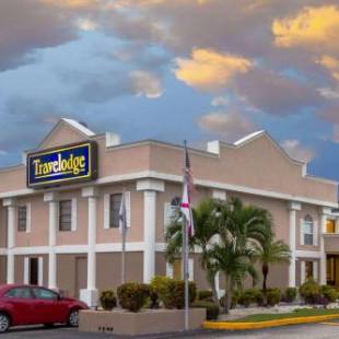 Фотографии гостиницы
Travelodge by Wyndham Fort Myers