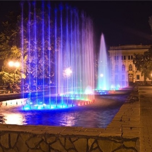 Фотография Фонтан на площади Руднева