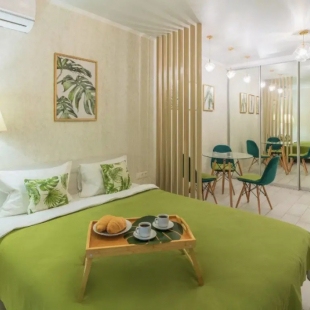 Фотография квартиры Апартаменты Студия Изумруд Apart Energy с Парящей Кроватью и Лоджией