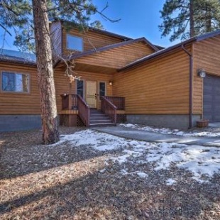 Фотография гостевого дома Cozy High Country Log Cabin Hike, Fish, Golf, Ski