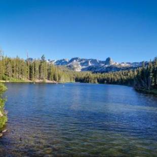 Фотографии гостевого дома
The Lodges 1145