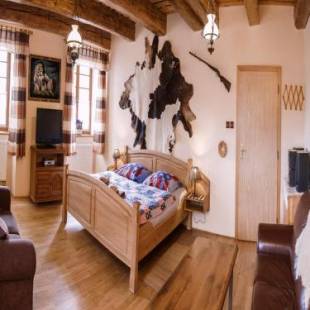 Фотографии гостевого дома
Steak Restaurant Penzion Country Saloon