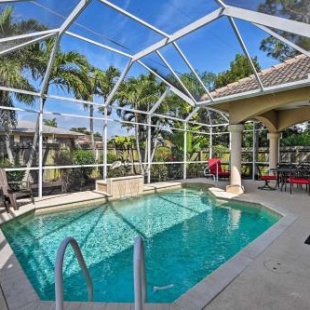 Фотография гостевого дома Naples Home with Private Heated Saltwater Pool and Lanai