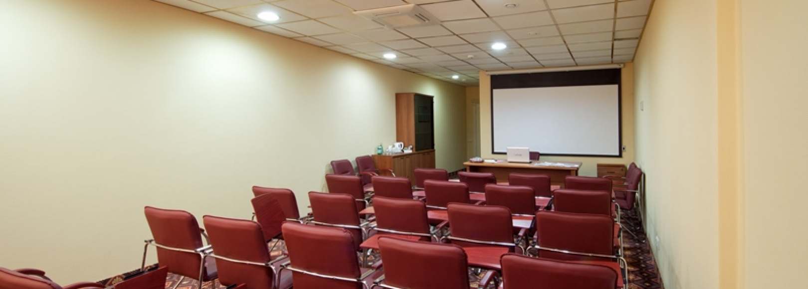 Фотография конференц-зала Клуб Отель Корона