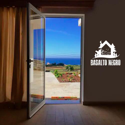 Фотография гостевого дома Basalto Negro AL