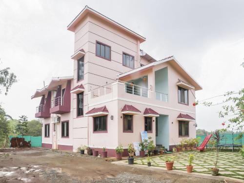 Фотографии гостиницы
Lotus The Lake View Resort