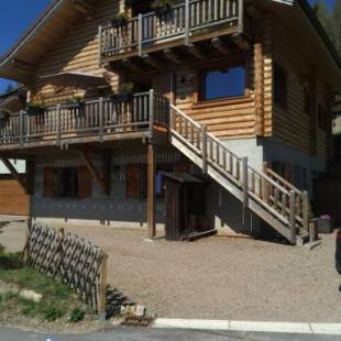 Фотографии гостевого дома
Le Syote