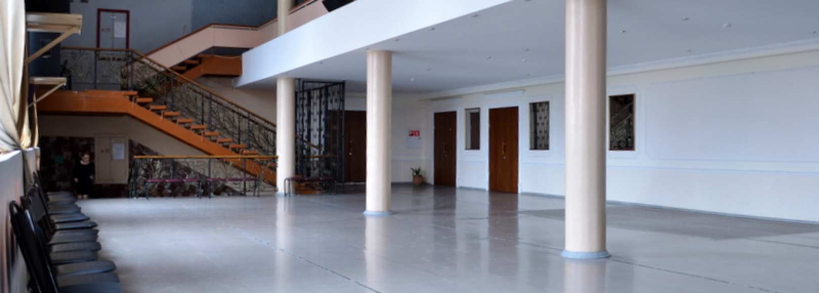 Фотография фойе Фойе 2-го этажа ДК Приокский