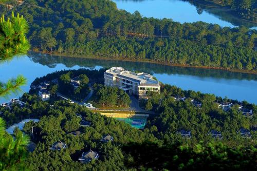 Фотография гостиницы Dalat Edensee Lake Resort & Spa
