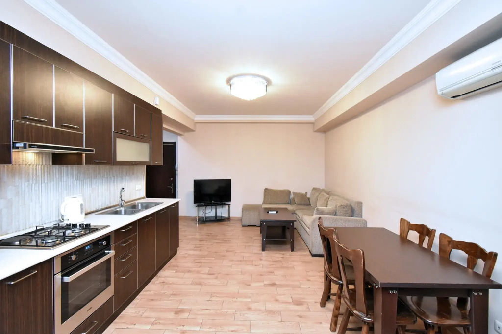 Фотография квартиры Квартира 2-к, улица Езника Кохбаци, KO110