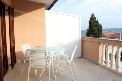 Фотография гостевого дома Apartments by the sea Pasman - 694