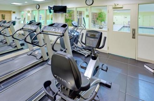 Фотография гостиницы Holiday Inn Express Hotel & Suites Watertown - Thousand Islands, an IHG Hotel