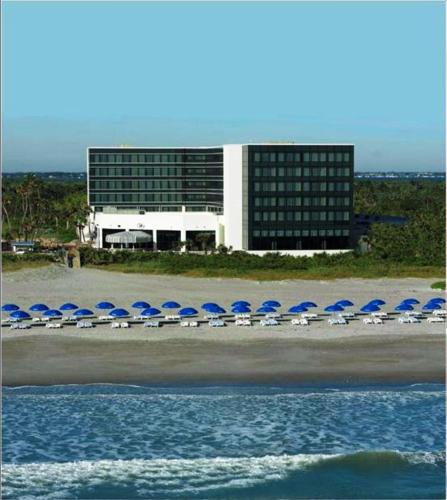Фотография гостиницы Hilton Cocoa Beach Oceanfront
