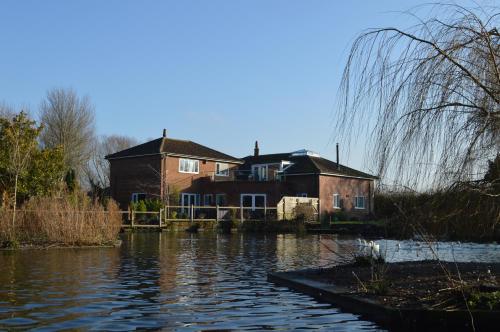 Фотография мини отеля Lakeside Old Hunstanton