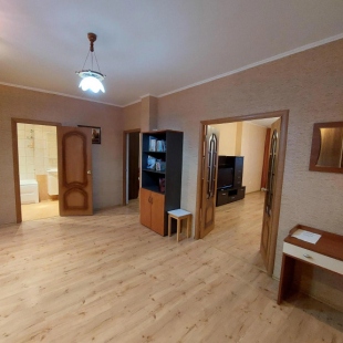 Фотография квартиры Апартаменты Трехкомнатная Квартира Более 105м2 на улице Дзержинского Недалеко от Вокзала и Стадиона