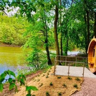 Фотографии кемпинга
Campingfässer am Kunstteich