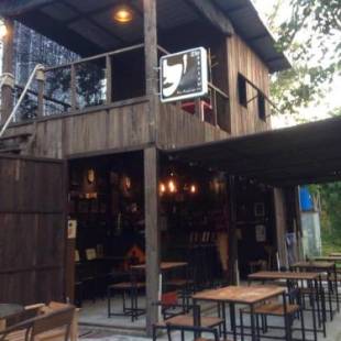 Фотографии гостиницы
The Shadow House & Bar