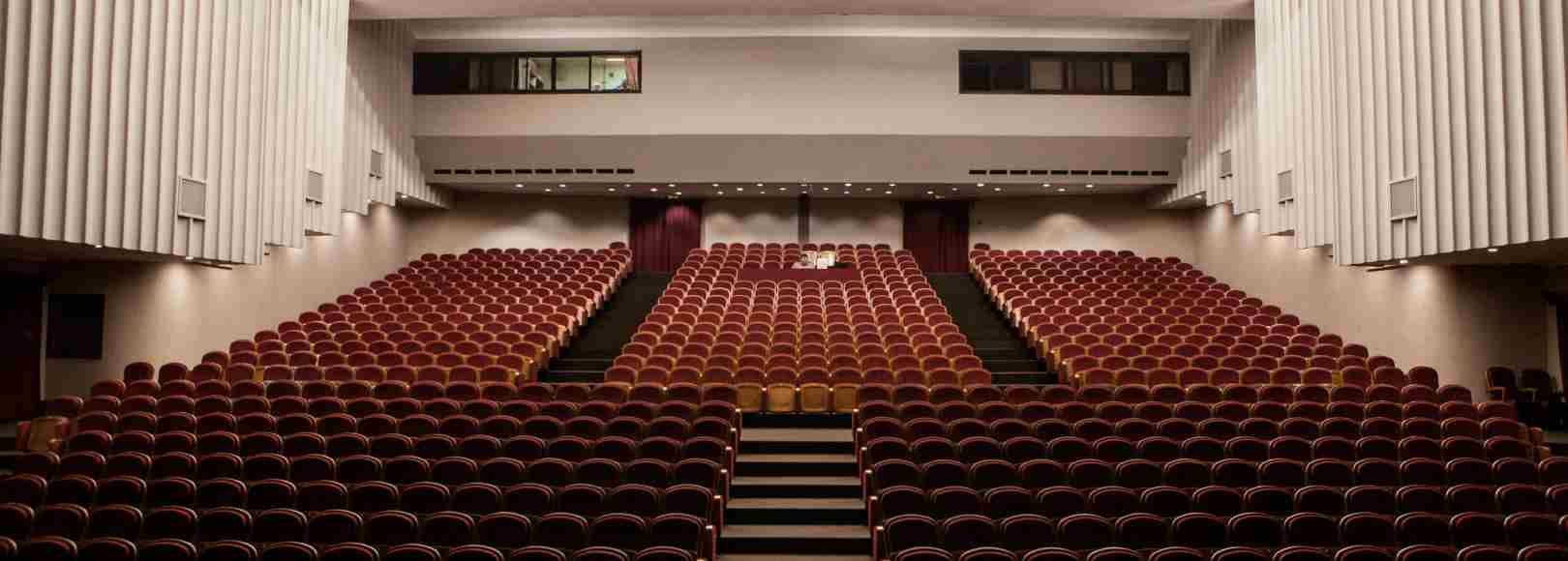 Фотография концертного зала Большой зал Красноярского музыкального театра