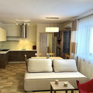 Фотография квартиры Квартира Просторная двухкомнатная для большой семьи