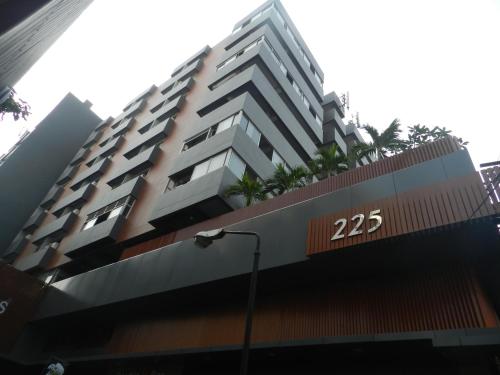 Фотография гостиницы Nanatai Suites