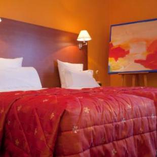 Фотографии гостиницы
Hôtel Restaurant Logis La Palette