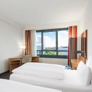 Фотографии гостиницы 
            NH Düsseldorf City