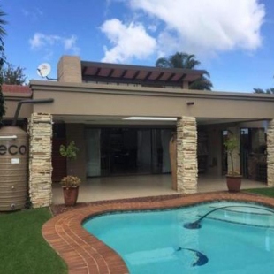 Фотография гостевого дома Gold Crest Guesthouse