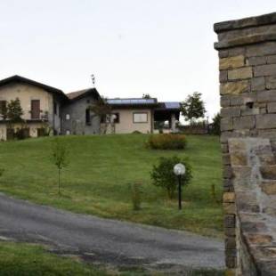 Фотографии базы отдыха
Eno-Agriturismo Cascina L'Arché