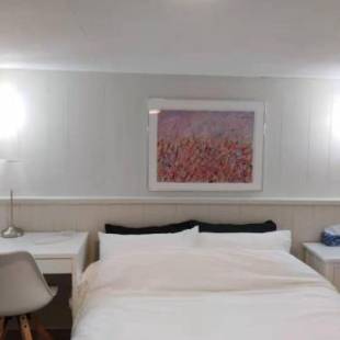 Фотографии гостевого дома 
            Danny's house in Vancouver West