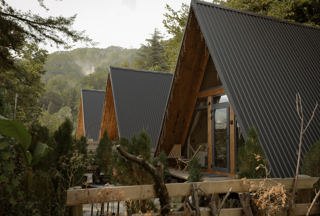 Фотография Коттеджа Частный дом Экосказка с видом на горы