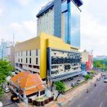 Фотография гостиницы Grand Dafam Signature Surabaya