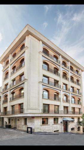 Фотография гостиницы The Fox Hotel