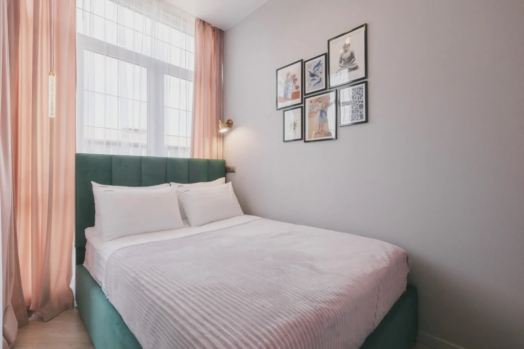 Фотография квартиры Апартаменты Red Apartments Арт Лайт Сити Гойя